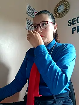 Snapshot of Hannah-colx chatting on 10-02-25, 01:18 Hannah-colx online show from 10-02-25, 01:18