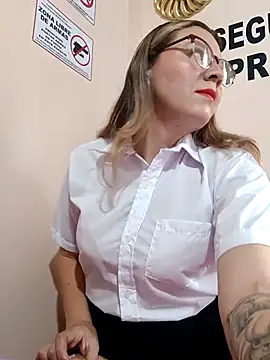 Hannah-colx online show from 01-13-26, 04:23