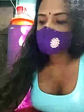 Snapshot of Anikaislam chatting on 10-10-25, 07:24 Anikaislam online show from 10-10-25, 07:24