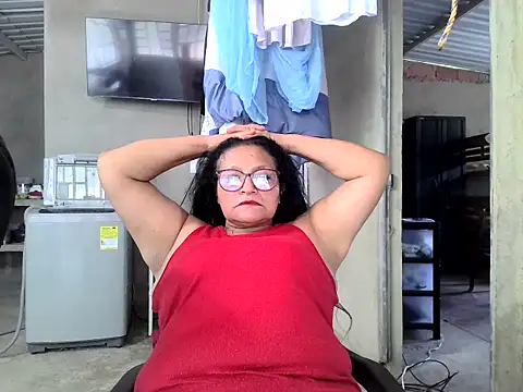Snapshot of _Cristal chatting on 09-26-25, 06:56 Cristal online show from 09-26-25, 06:56