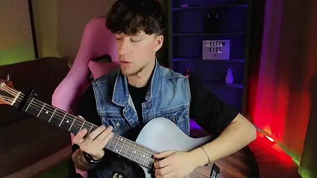 mark caron online show from 10-05-25, 08:29