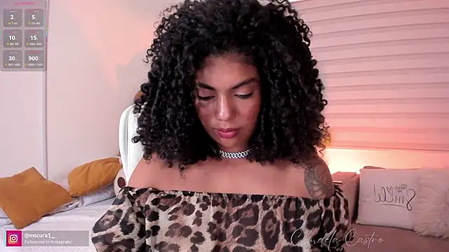 Snapshot of miss_curazao chatting on 10-21-25, 12:39 miss curazao online show from 10-21-25, 12:39