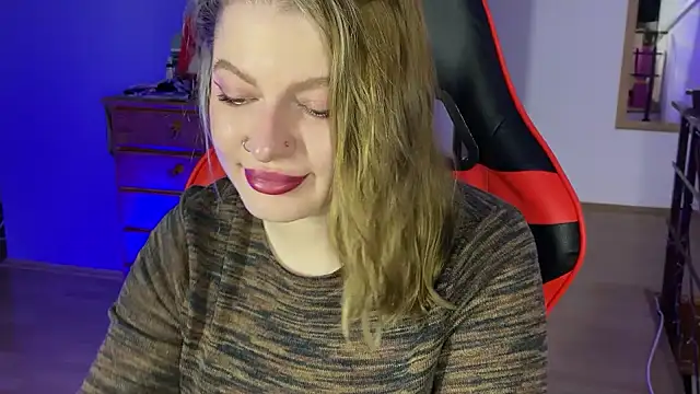 Mia Kamp online show from 10-14-25, 06:20
