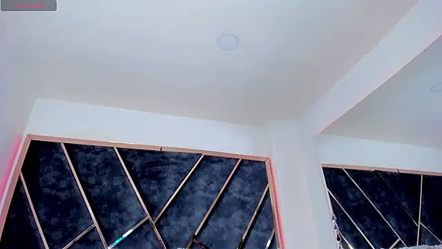 SusanaHenao online show from 11-14-25, 06:28