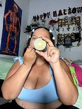 Snapshot of luna_sweet16 chatting on 10-27-25, 09:19 luna sweet16 online show from 10-27-25, 09:19