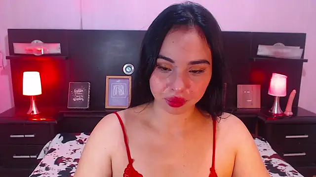 alyssabunnyy online show from 10-21-25, 10:54