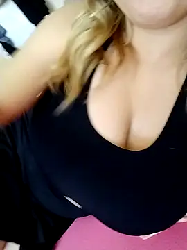 gamzeyak online show from 10-01-25, 01:17