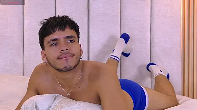 AlexanderJordan online show from 10-20-25, 10:43