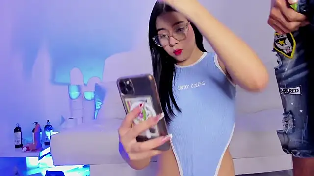 Salomes Fantasy online show from 12-14-25, 05:35