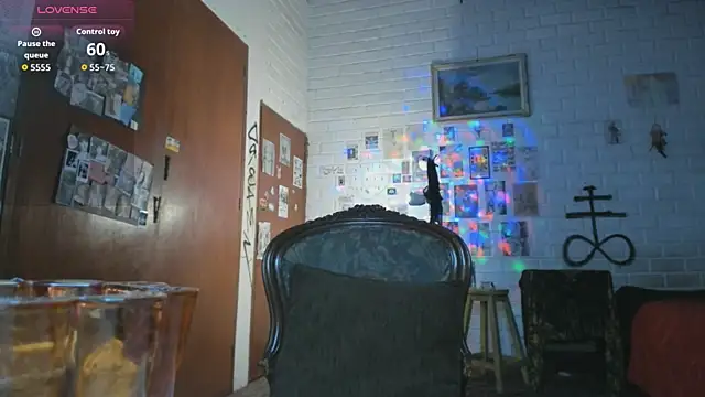 Snapshot of DiosaSexSymbol chatting on 09-11-25, 04:34 DiosaSexSymbol online show from 09-11-25, 04:34