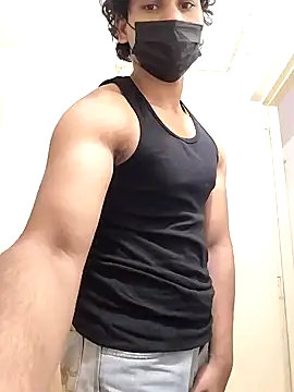 Snapshot of Goodmens5 chatting on 11-11-25, 02:39 Goodmens5 online show from 11-11-25, 02:39