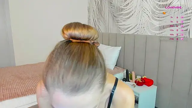 KiaraCaley online show from 11-13-25, 02:10