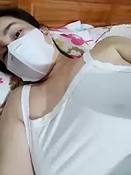 HELEN686 online show from 10-31-25, 10:33