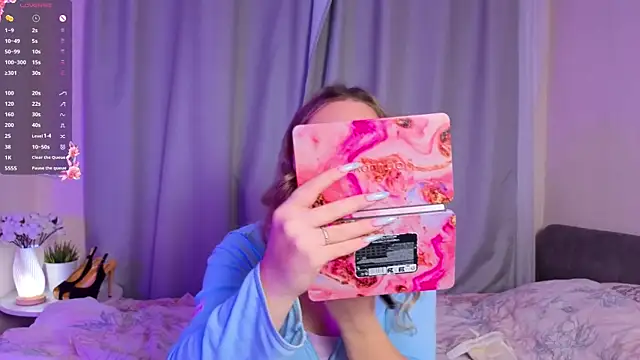 AliaBuerstatte online show from 12-19-25, 06:09