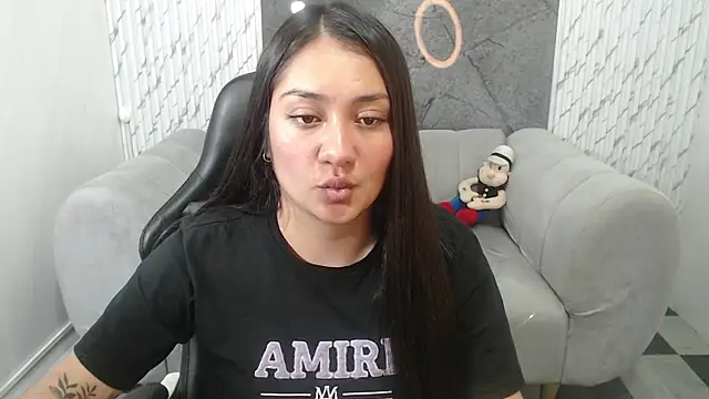 Ivony18 b online show from 11-18-25, 03:12