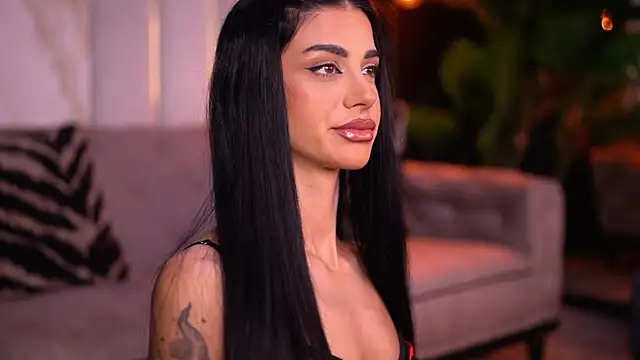 Snapshot of ArinaCarter chatting on 10-22-25, 05:56 ArinaCarter online show from 10-22-25, 05:56