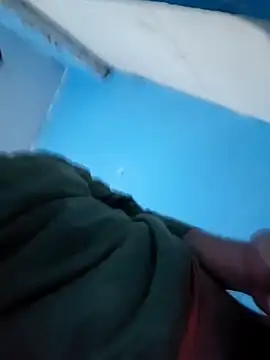 Snapshot of Exotic19cm chatting on 10-19-25, 01:12 Exotic19cm online show from 10-19-25, 01:12