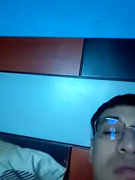 Snapshot of Exotic19cm chatting on 10-22-25, 07:30 Exotic19cm online show from 10-22-25, 07:30