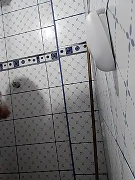 Snapshot of Exotic19cm chatting on 11-12-25, 11:03 Exotic19cm online show from 11-12-25, 11:03