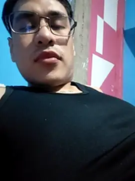 Exotic19cm online show from 11-19-25, 07:30