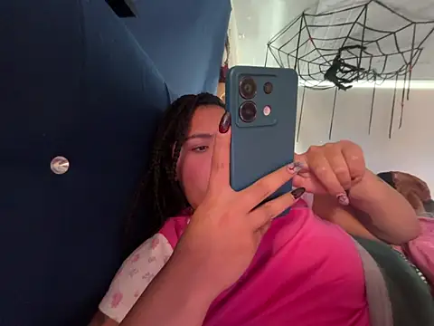 amanne misa online show from 10-21-25, 01:23