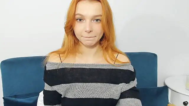 Snapshot of AmberSensitive chatting on 11-08-25, 05:07 AmberSensitive online show from 11-08-25, 05:07