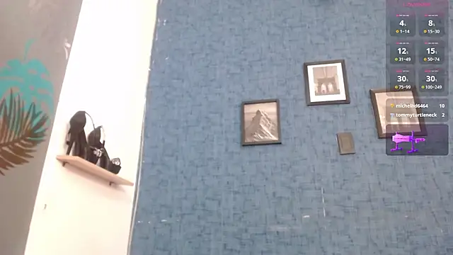 Snapshot of isabella_brown1 chatting on 12-01-25, 12:37 isabella brown1 online show from 12-01-25, 12:37