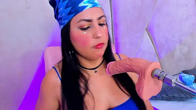 Victoriia Queen online show from 11-01-25, 08:33