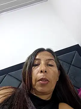 maleja23 online show from 09-11-25, 02:44