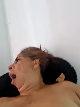 maleja23 online show from 02-09-26, 02:43