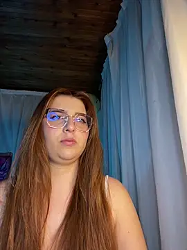 CoraVibes online show from 02-17-26, 12:12