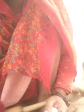 Snapshot of Nehaja33e chatting on 11-25-25, 04:12 Nehaja33e online show from 11-25-25, 04:12