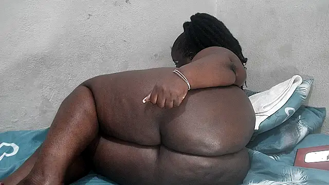 Snapshot of ASSQUEEN37Xx chatting on 11-20-25, 07:41 ASSQUEEN37Xx online show from 11-20-25, 07:41