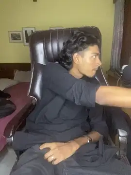 thecatfish online show from 11-28-25, 10:51