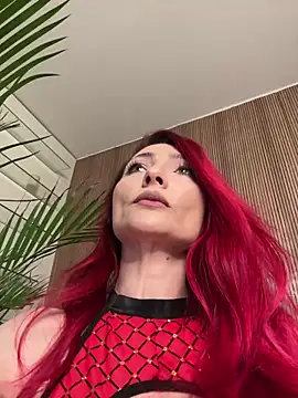 AlyxVonD online show from 12-18-25, 04:40