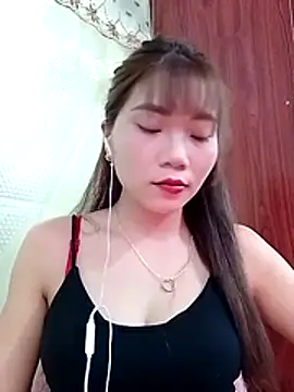 MyMy08 online show from 12-17-25, 02:01