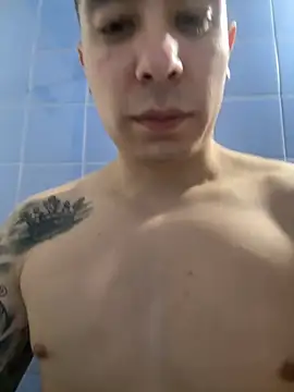 Snapshot of 9999Alez chatting on 10-16-25, 02:34 9999Alez online show from 10-16-25, 02:34