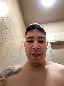 Snapshot of 9999Alez chatting on 10-17-25, 07:38 9999Alez online show from 10-17-25, 07:38