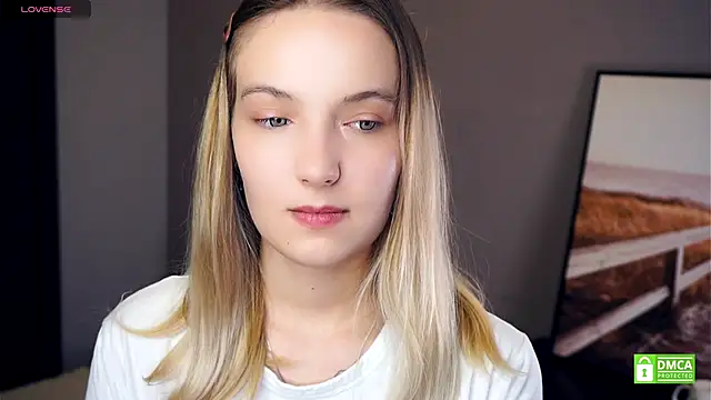 HongTomczak online show from 09-23-25, 06:38