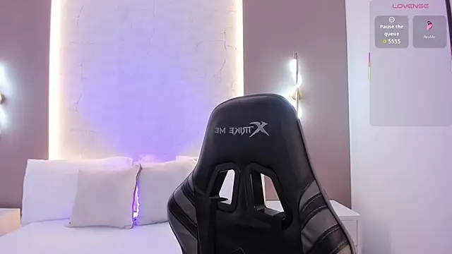 emily tolson online show from 12-18-25, 07:09