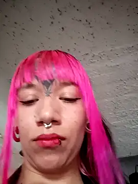 Snapshot of Meganhynde chatting on 09-11-25, 08:09 Meganhynde online show from 09-11-25, 08:09