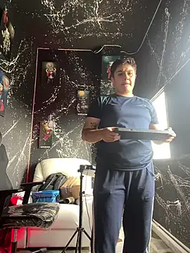 IanGilbert online show from 09-11-25, 08:31