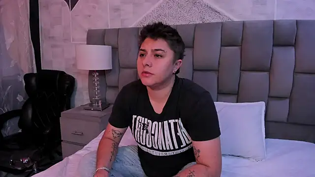 IanGilbert online show from 12-19-25, 07:26