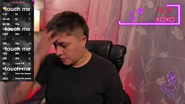 Snapshot of IanGilbert chatting on 01-06-26, 04:49 IanGilbert online show from 01-06-26, 04:49