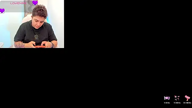 Snapshot of IanGilbert chatting on 02-12-26, 07:53 IanGilbert online show from 02-12-26, 07:53