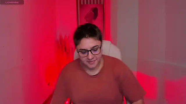 Snapshot of IanGilbert chatting on 02-16-26, 08:49 IanGilbert online show from 02-16-26, 08:49