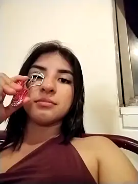 Snapshot of ioto_chiara07 chatting on 09-29-25, 02:27 ioto chiara07 online show from 09-29-25, 02:27