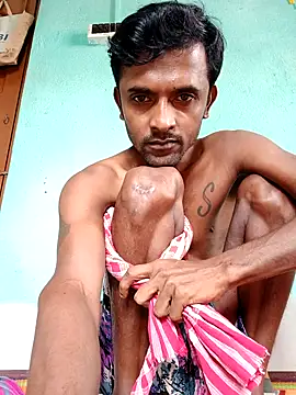 Snapshot of ShinuRoy chatting on 09-20-25, 05:30 ShinuRoy online show from 09-20-25, 05:30