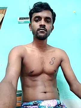 Snapshot of ShinuRoy chatting on 09-26-25, 12:36 ShinuRoy online show from 09-26-25, 12:36