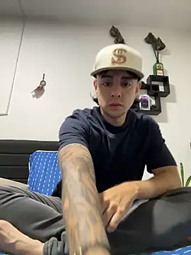 Jaguer2213 online show from 09-26-25, 02:26